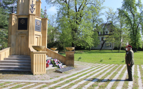 Památník osvobození Rudou armádou, Čechovy sady